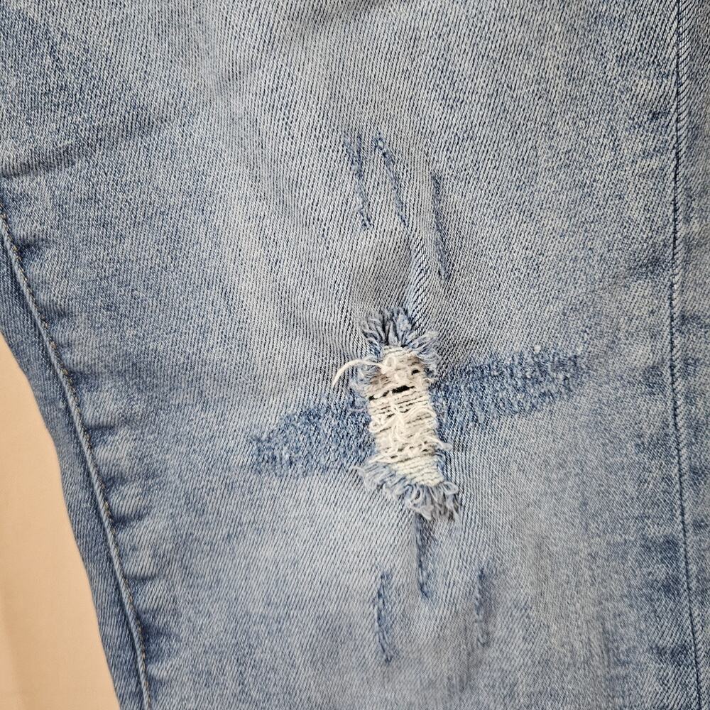 Women's Straight Leg Jeans - Blue - Picture 7 of 9